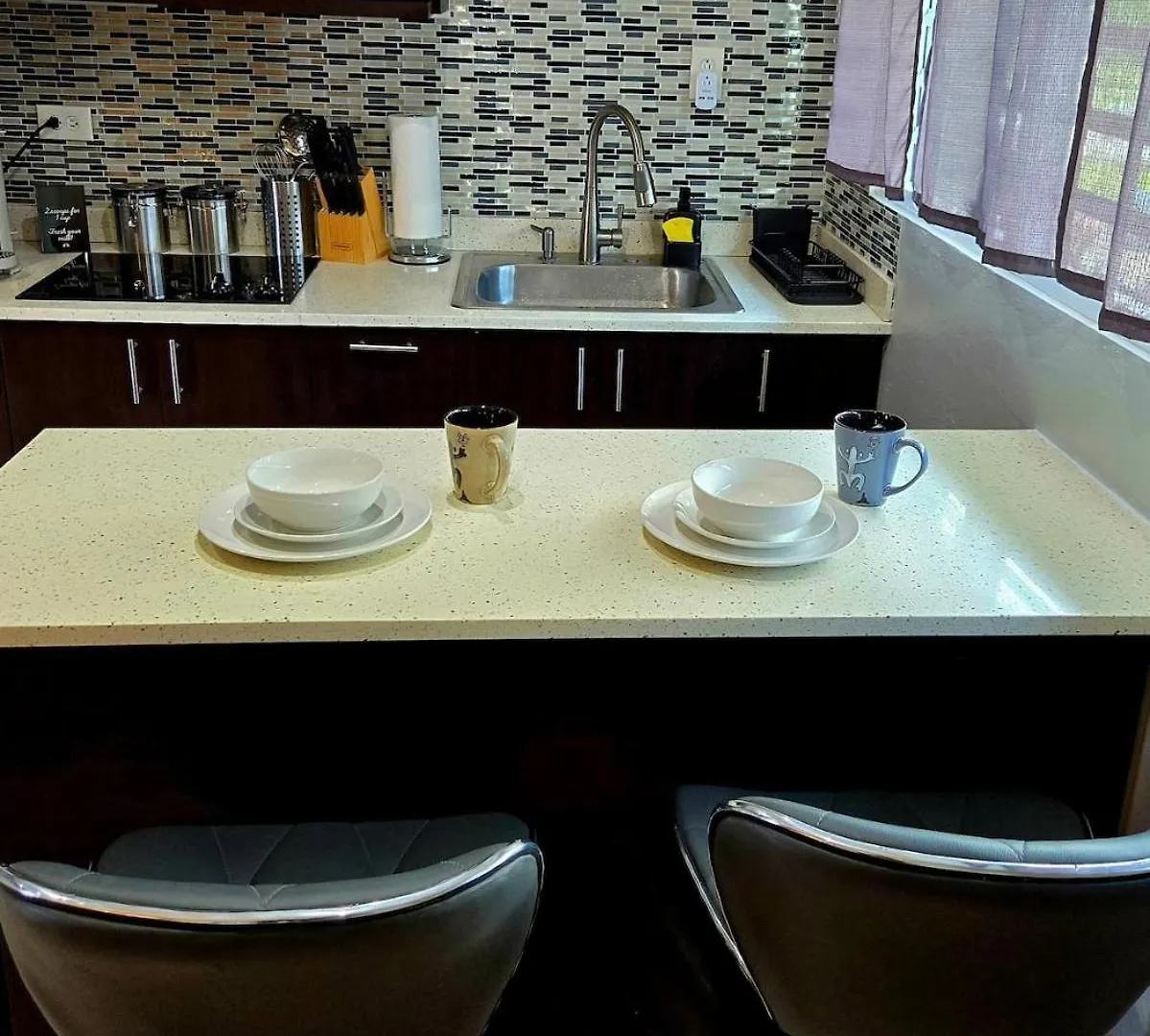 Playa Isla Verde - Beautiful 2 Bed - 2 Bath! 0*, San Juan